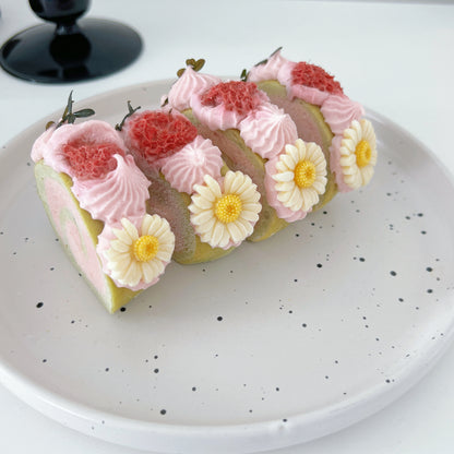 抹茶草莓瑞士卷