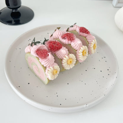 抹茶草莓瑞士卷